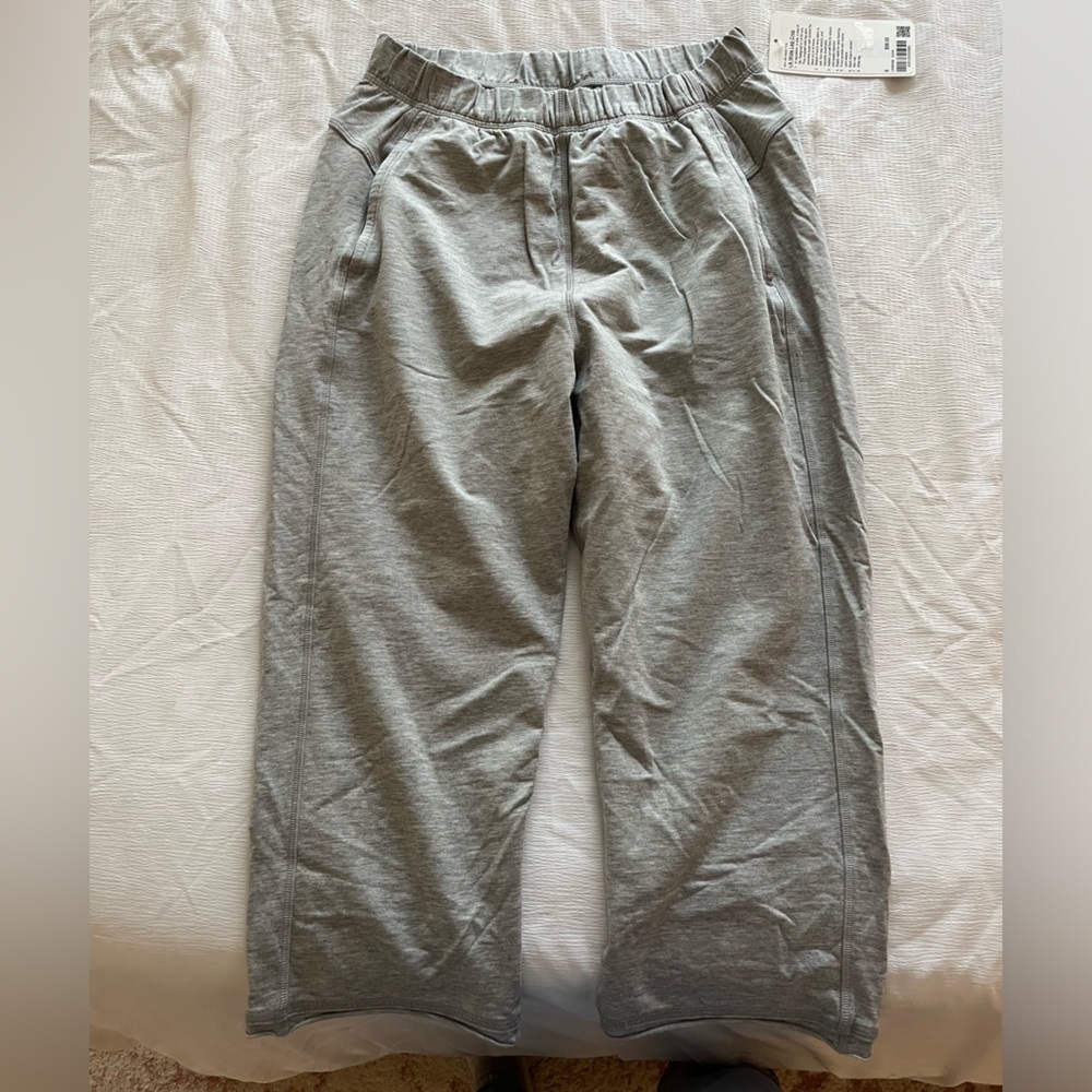NWT Lululemon LA Wide Leg Crop Pant Grey Size 6